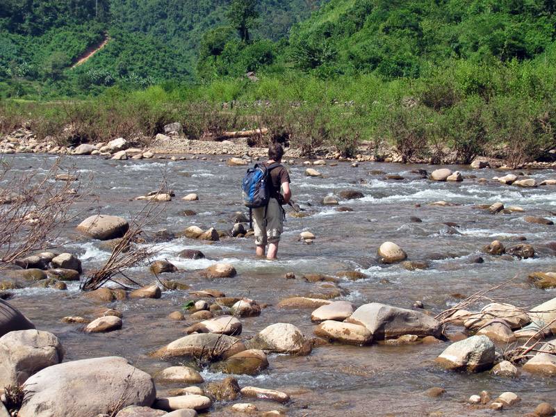 Переходим реку во Вьетнаме